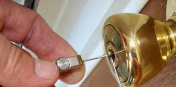 Gold Locksmith Store Phoenix, AZ 480-612-9235 - rekeying-locks